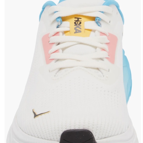 Arahi 7 Running Shoe - Picture 4 of 10